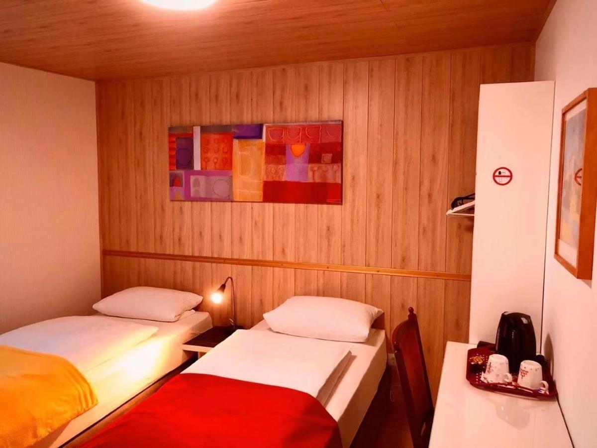 Andefu Hotel Am Kantpark 杜伊斯堡 外观 照片